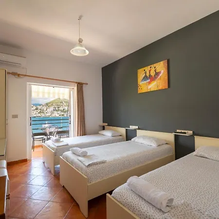 Classic Sarandë